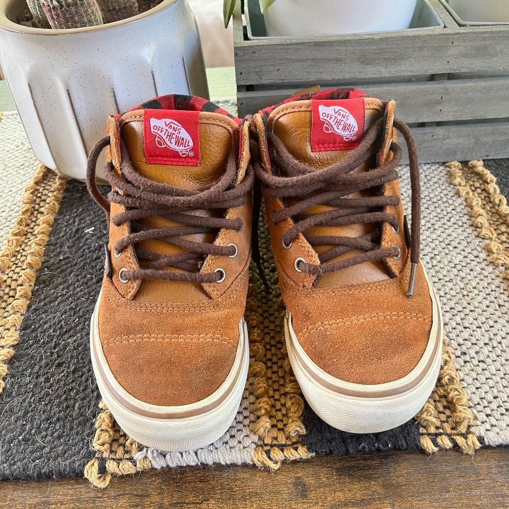 Vans Mid Top